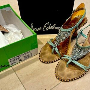 Sam Edelmans one of a kind   wood wedge  sandal with silver nesh bib 4” wedge